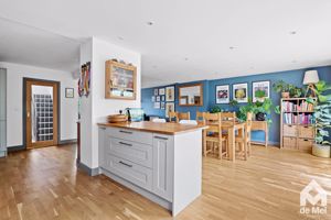 Photo 11- click for photo gallery